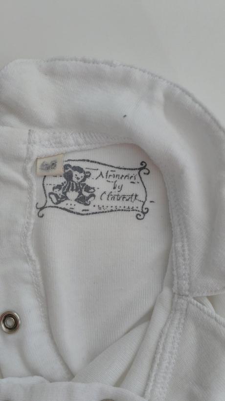 Body s límečkem, 74