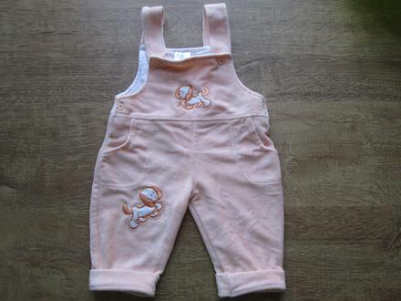 Kalhoty s laclem, 68