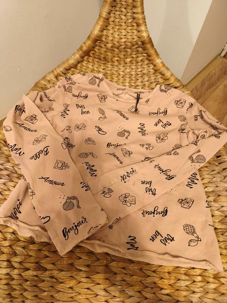 Starorůžové tričko s parfémy, reserved,146