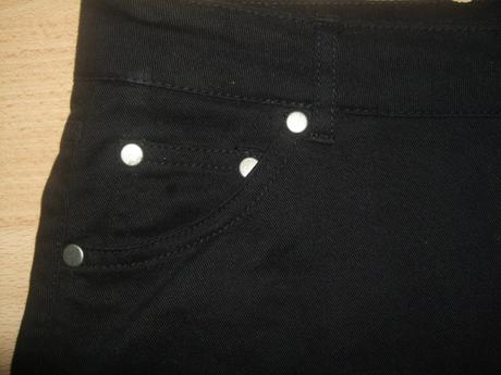 Čierna džínsová sukňa kylie s opaskom, 158