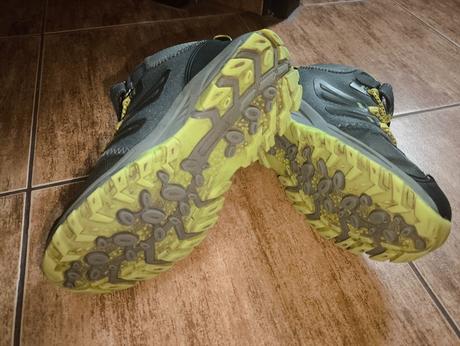 Kotníkové boty, 34