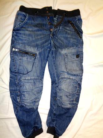 Luxusní měkoučké rifle - kapsáče baggy 30/32, river island,30