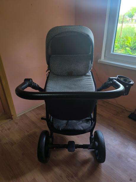 Kočárek adamex - pouze osobní předání moravskoslez, adamex