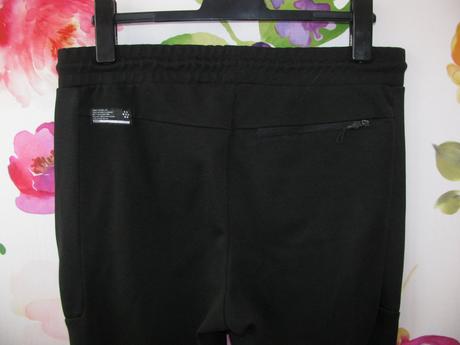 Černé sportovní kalhoty, tepláky cropp/unisex, m