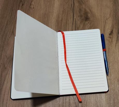 Sada 4 zápisníků/poznámkových bloků,