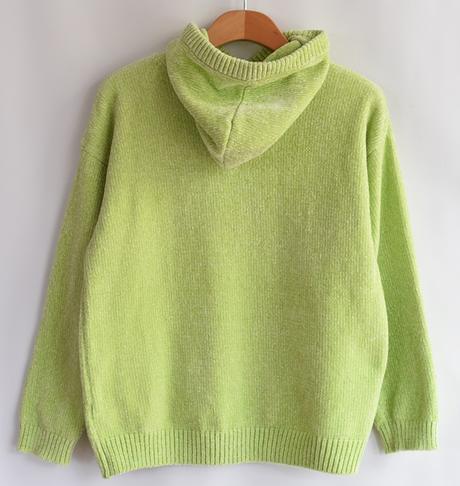 Svetr vel. 146/ 152, 146