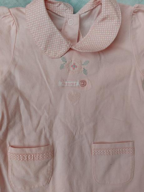 Overal s límečkem a výšivkou, f&f,74