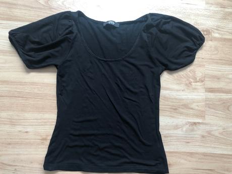 Melrose cerne tricko s balonovymi rukavy 34, 34