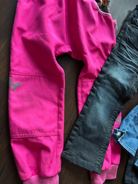 Softshellky, nové rifle 98, capri h&m, h&m,98