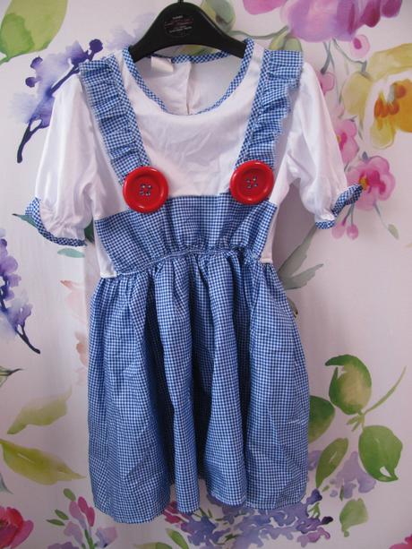 Karnevalový kostým-krásné šaty švadlenka v.5-8 let,