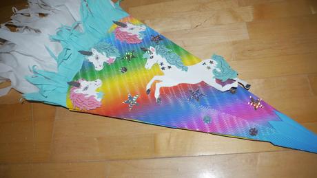 Kornout s konickem na 1.den skoly - 1. trida,