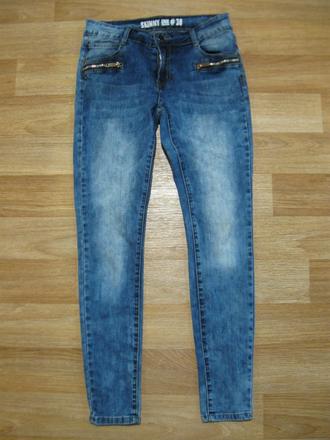 Džíny, 38