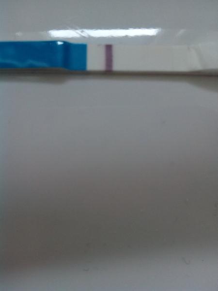 Slabá čárka na testu, je tam?