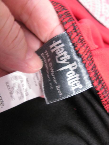 Kostým-plášť s kapucí+šála harry potter gryffindor, 