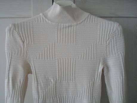 Bílý rolák roláček, amisu,xs