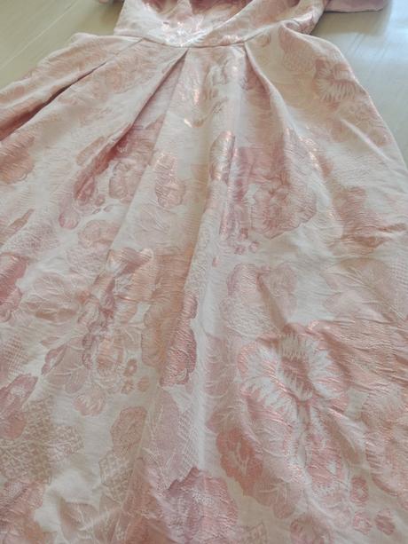 Krásné šaty vel.m, m