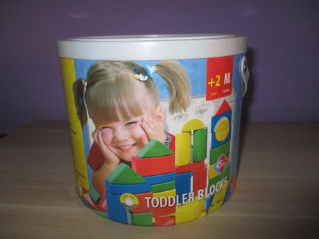 Kyblík s kostkami zn. woody, 