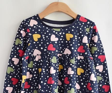 Šaty vel. 5 - 6 let, mothercare,116