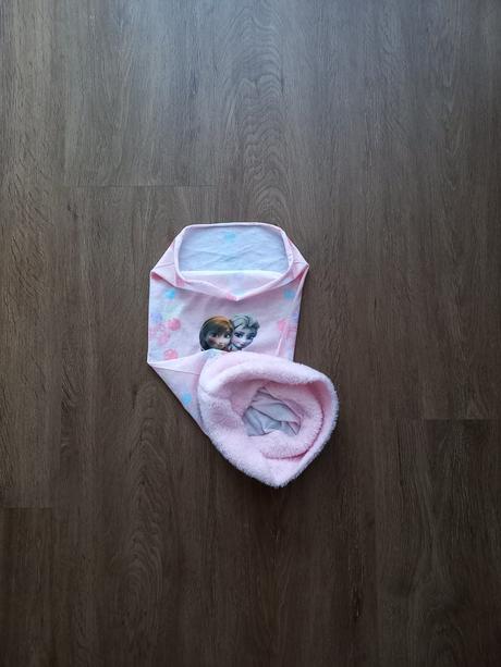 Nákrčník ledové království,