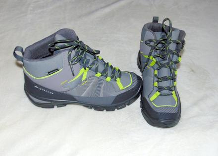Turistické nepromokavé boty, quechua,37
