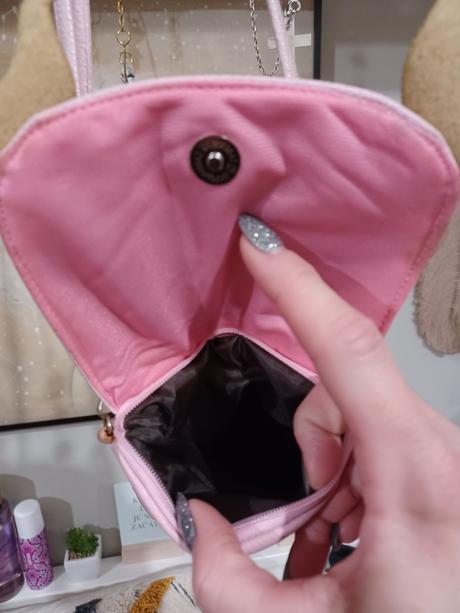 Malá kabelka crossbody, 