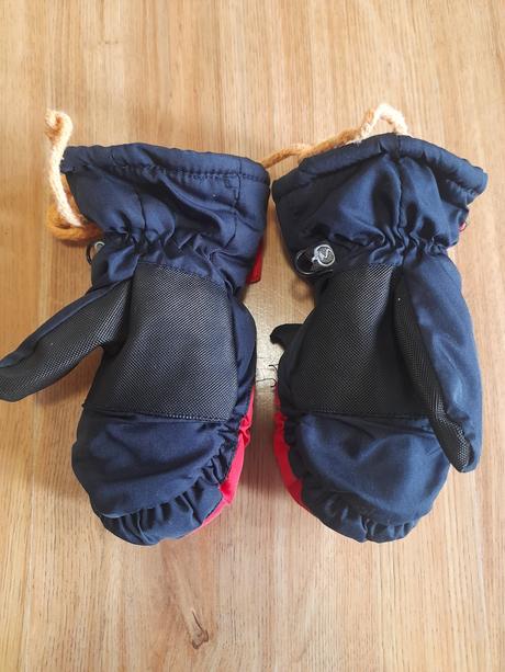 Rukavice, cca na vel.86, 86