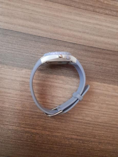 Dívčí sportovní hodinky, 