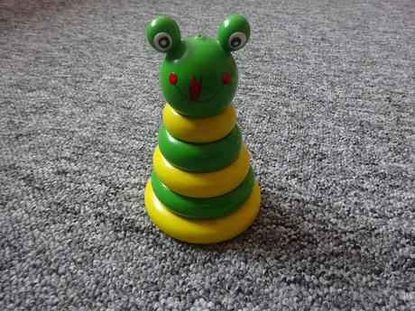 Dřevěná housenka - skládačka, 