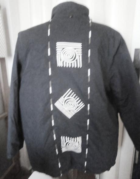 Bunda oboustranná černá - bílá, xl
