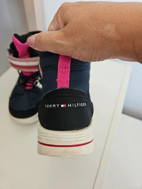 Sněhule tommy hilfiger, vel. 26, stélka 16 cm, tommy hilfiger,26