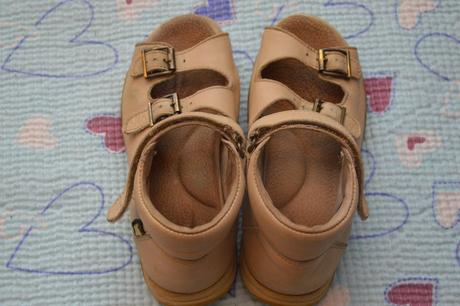 32 33 dzo béžové zdravotní sandálky, 32