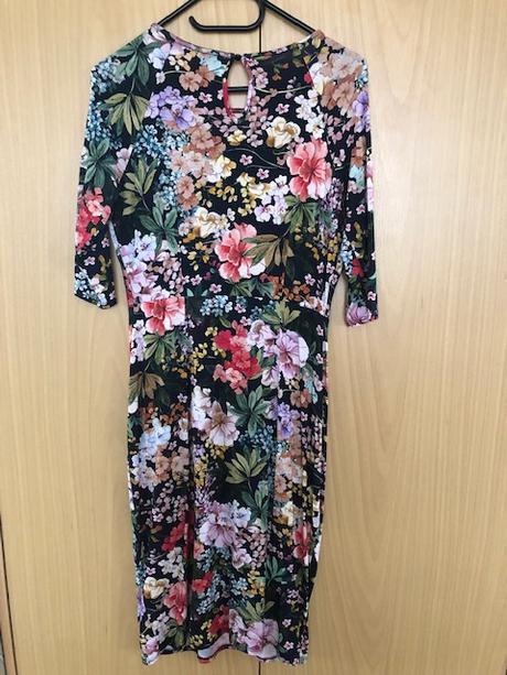 Květované šaty zn.orsay, orsay,m