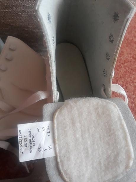 Dámské zimní brusle, botas,38