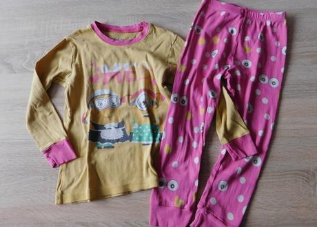 Pyžamo mimoni vel.110/116, 110