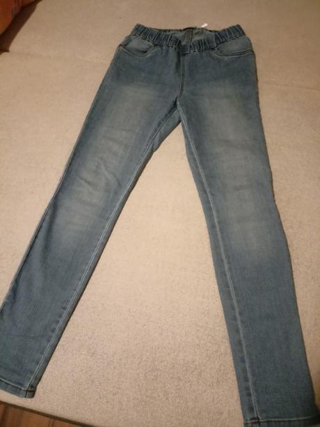 Dámské džegíny (jeggins), 38