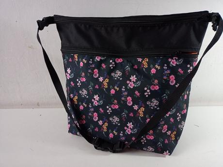 Tašky na kočárek skladem, 