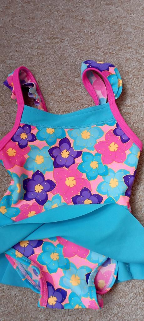 Jednodílné plavky vel."74-80", 74