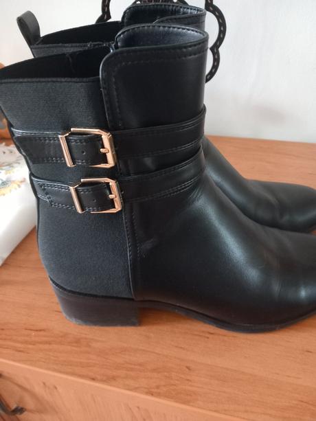 Nové dámské kozačky vel.42, deichmann,42