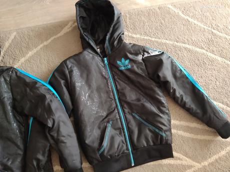 2 podzimní bundy, 122