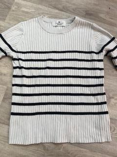 Svetřík 134/140, h&m,134