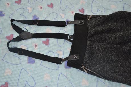 Úpletové kalhoty s kšandami, 140