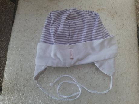 Dívčí čepice proužky, obvod 41 - 46 cm, pupill,86