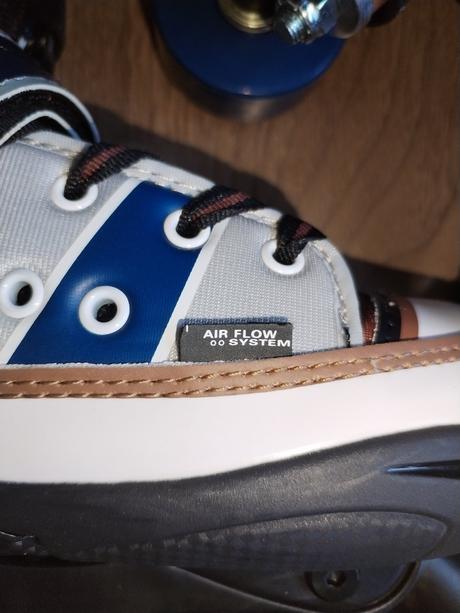 Dětské kolečkové brusle vel 32-35, 