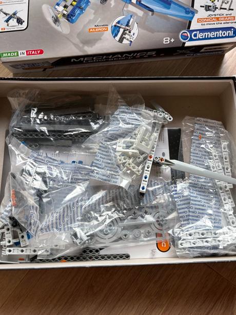 Laboratoř mechaniky letadla a vrtulníky,