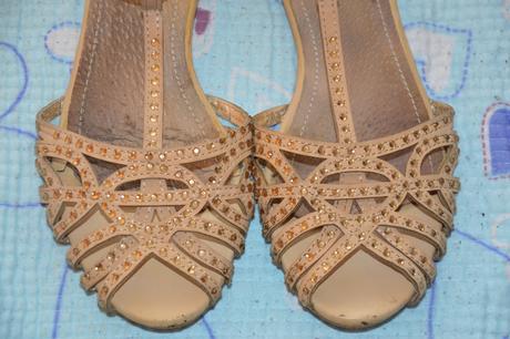 Sandálky s kamínky, 37