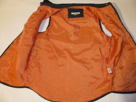 Prošívaná tenčí vesta, river island,152