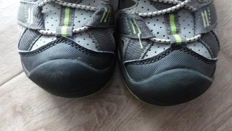 Sandále umbro vel. 35, 35