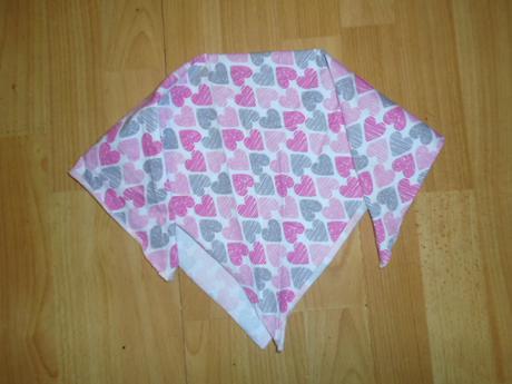 Šátek srdíčko 45 cm, 