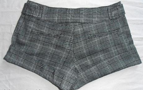 391.kárované šortky s knoflíky, 152