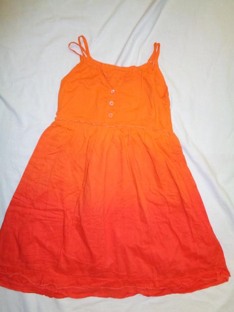 Pěkné oranžové vzdušné letní volánové šaty, st. bernard,140